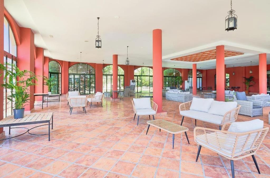 Hotel Ávila Golf