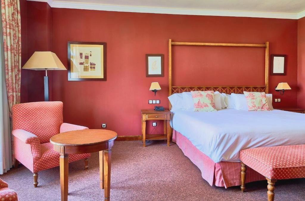 Hotel Ávila Golf