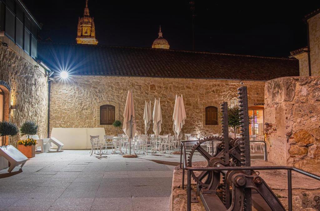 Salamanca mit Stil: Kunst, Geschichte und Entspannung im Zentrum von Salamanca - Hospedium Casino del Tormes