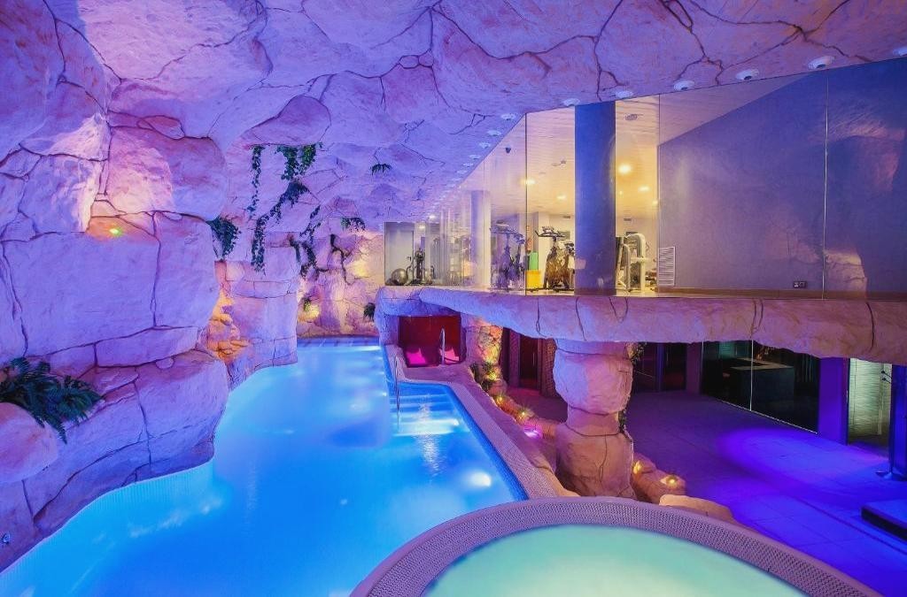 Relax in Blanes: 4* Hotel Near Beach & Nature - Hotel Beverly Park