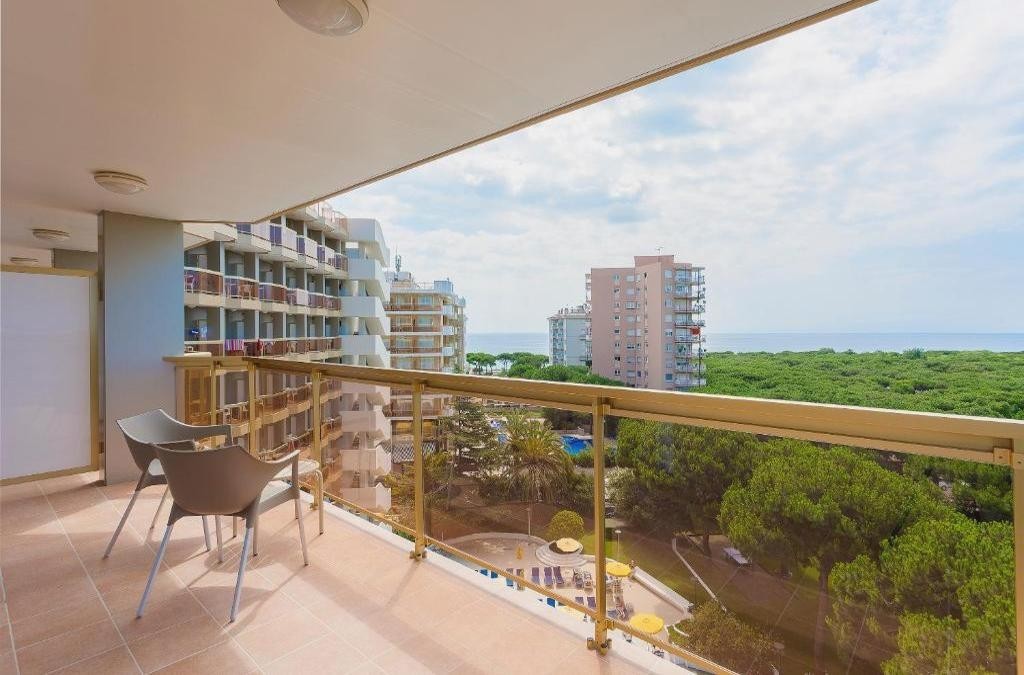 Relax in Blanes: 4* Hotel Near Beach & Nature - Hotel Beverly Park