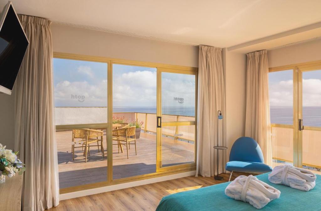 New Year's Eve Special on the coast of Barcelona - Hotel Htop Amaika (Adults Only)