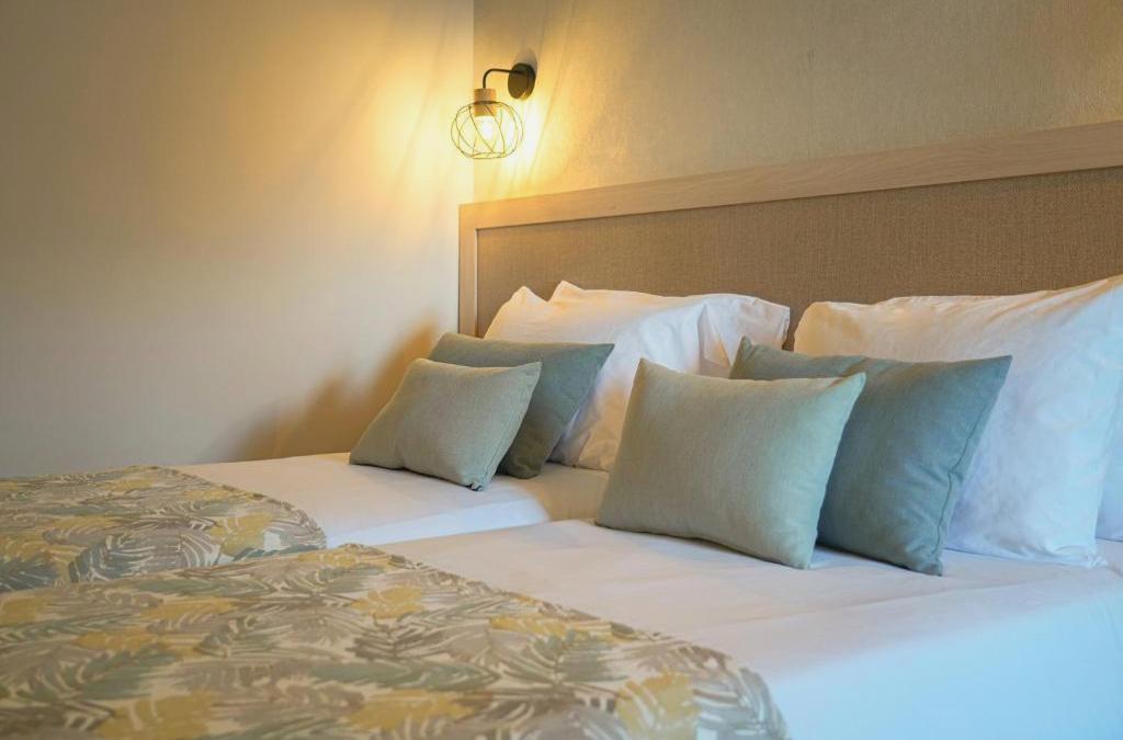 4* Superior Hotel and Full Board on the Barcelona Coast - Hotel htop Jadhe
