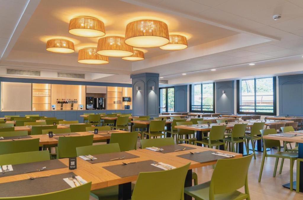4* Superior Hotel and Full Board on the Barcelona Coast