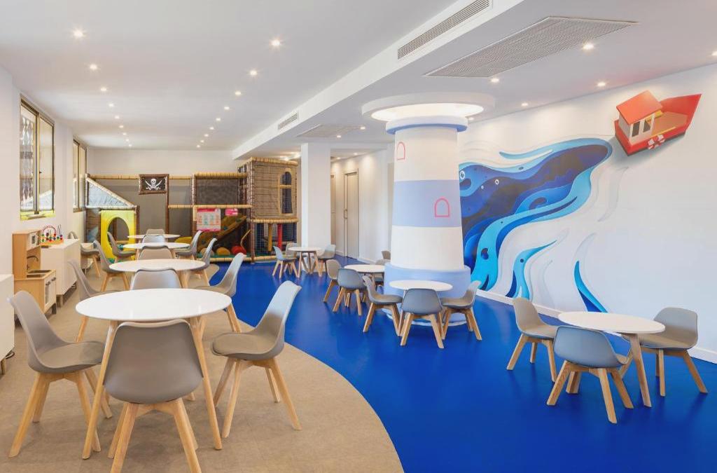 4* Superior Hotel and Full Board on the Barcelona Coast