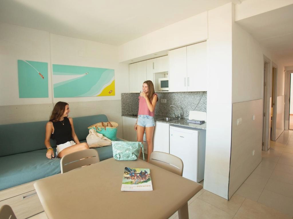 Pins Platja Apartments