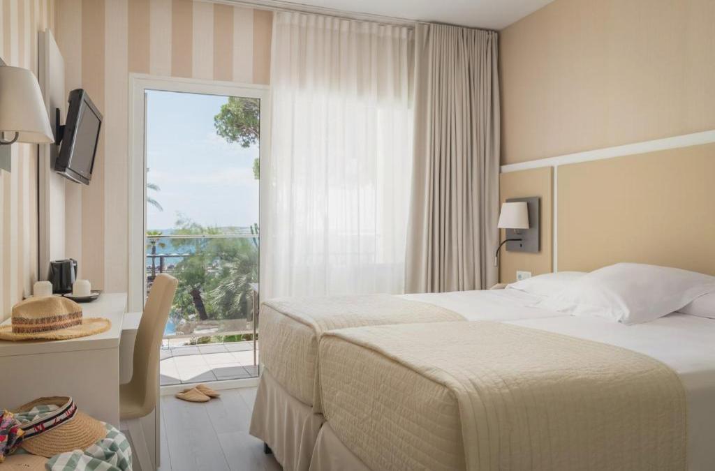Mediterrane Momente in Cambrils - Hotel Estival Centurion Playa