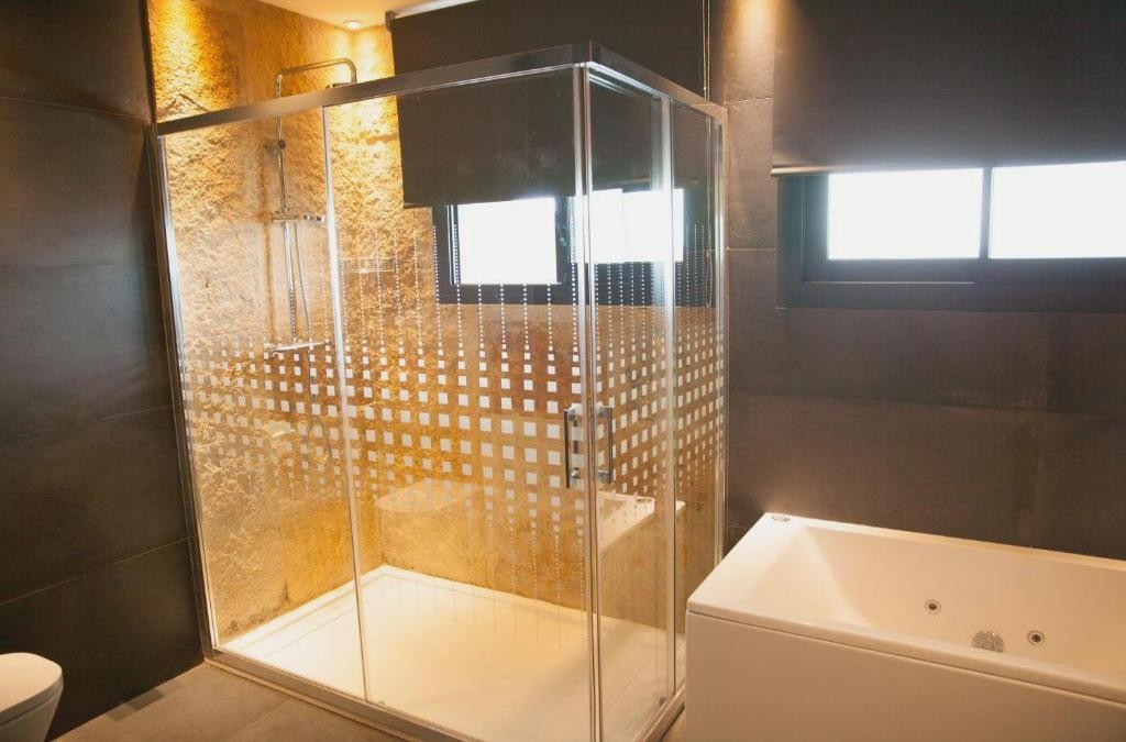 Beachfront Hotel Brisamar Suites in Comarruga - Costa Dorada - Hotel Brisamar Suites