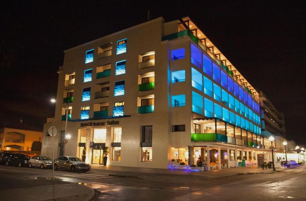 Beachfront Hotel Brisamar Suites in Comarruga - Costa Dorada - Hotel Brisamar Suites