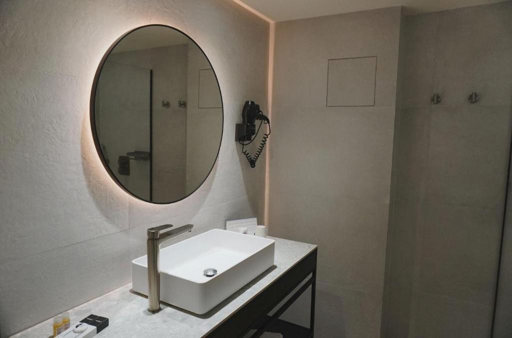 Beachfront Hotel Brisamar Suites in Comarruga - Costa Dorada - Hotel Brisamar Suites