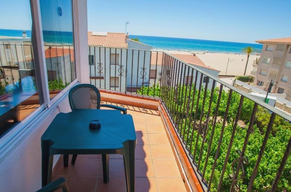 Comarruga, joyau du littoral de la Costa Dorada - Hotel Comarruga Platja