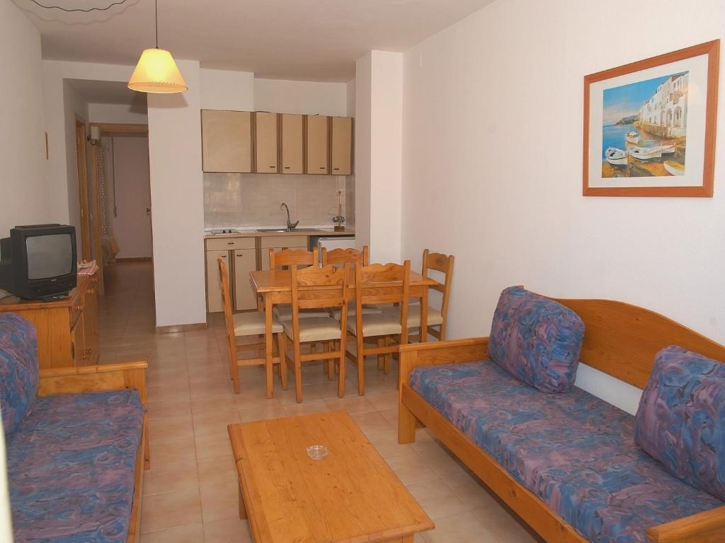 Apartment Empuriabrava by Beach & Canals