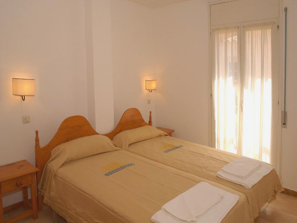 Apartment Empuriabrava by Beach & Canals