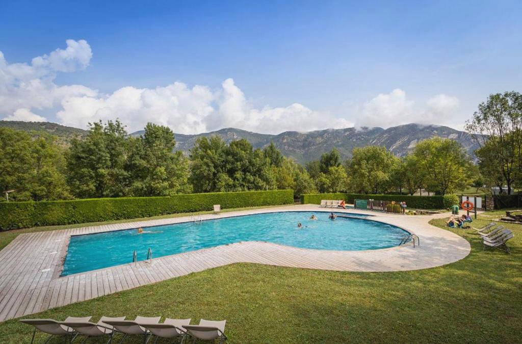 Erleben Sie den wilden Charme des Nationalparks Cadí-Moixeró - Camping Huttopia Barcelona Pirineos