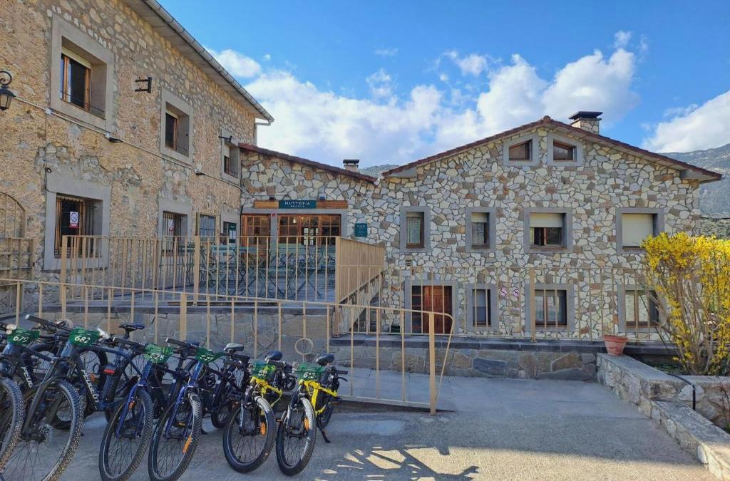 Erleben Sie den wilden Charme des Nationalparks Cadí-Moixeró - Camping Huttopia Barcelona Pirineos