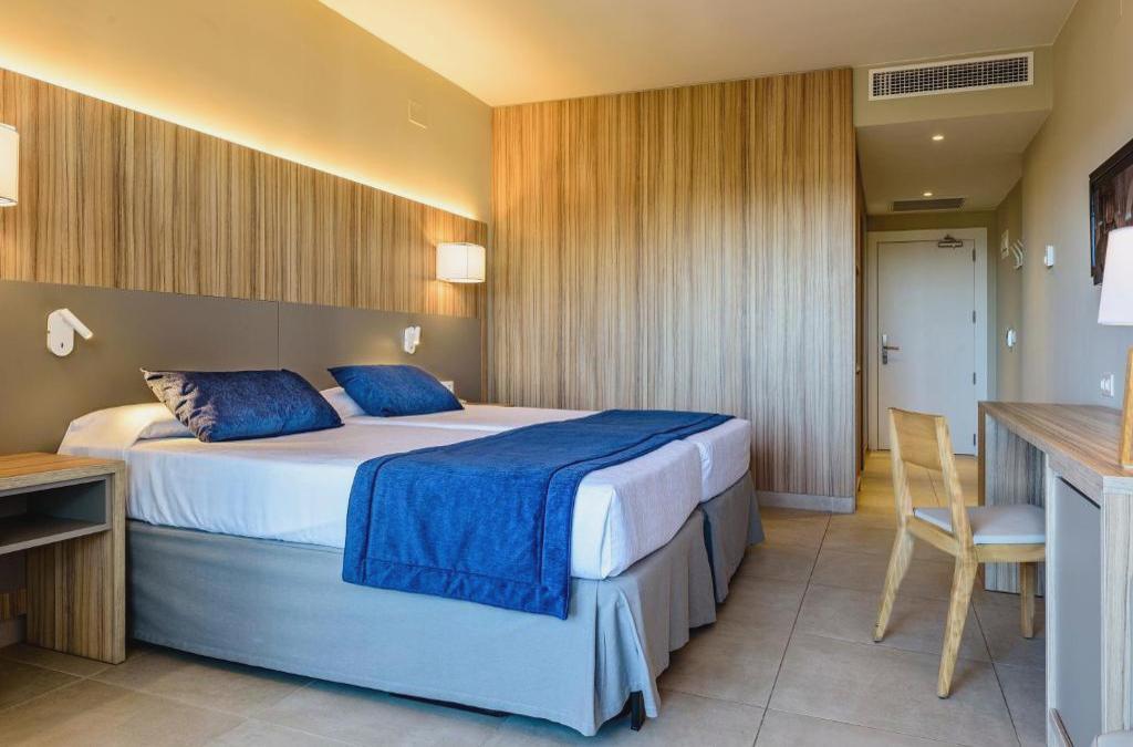 Tout ce dont vous avez besoin à La Pineda en bord de mer - Estival Park Almaris