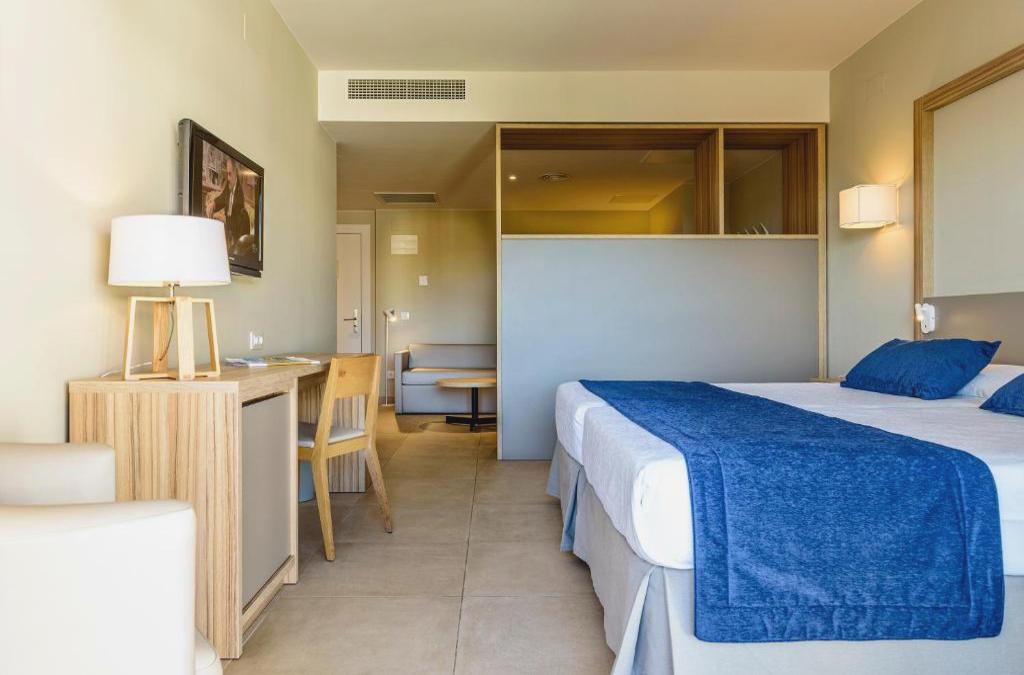 Tout ce dont vous avez besoin à La Pineda en bord de mer - Estival Park Almaris