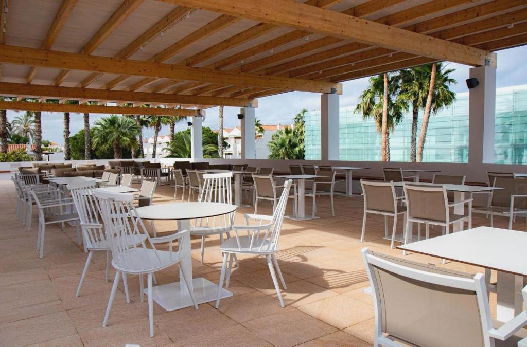 Tout ce dont vous avez besoin à La Pineda en bord de mer - Estival Park Almaris