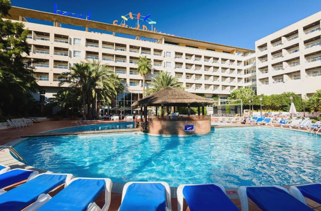 Tout ce dont vous avez besoin à La Pineda en bord de mer - Estival Park Almaris