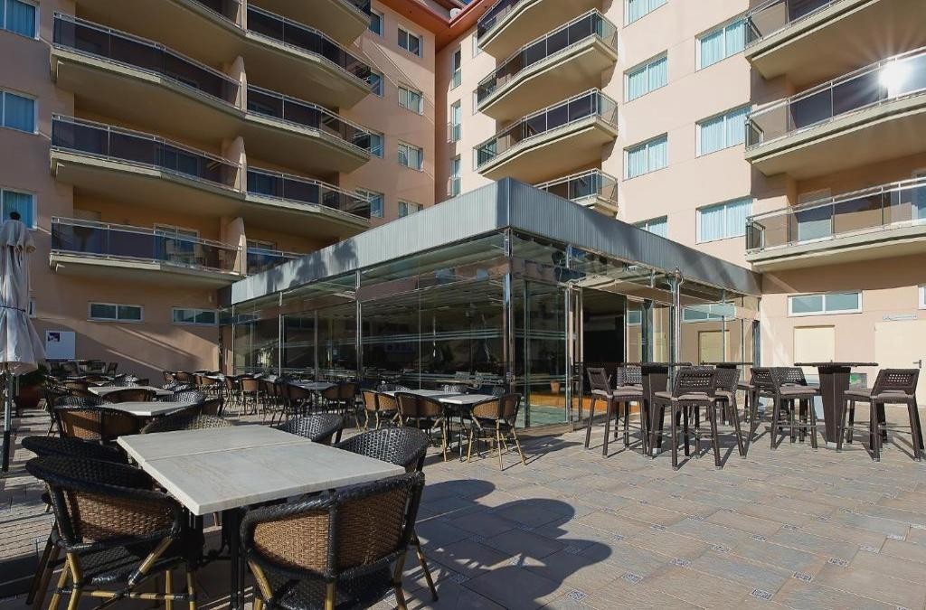 Rentalmar Pineda Suites