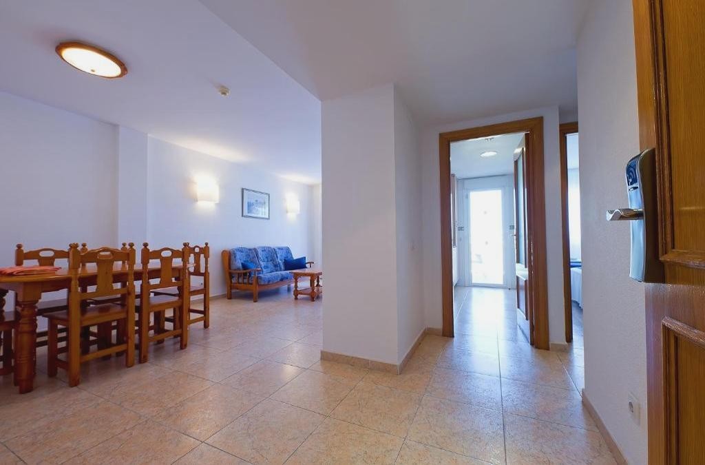 Rentalmar Pineda Suites