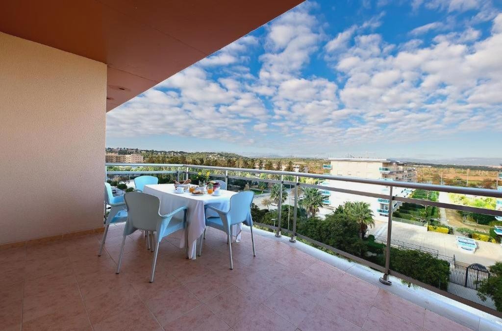 Rentalmar Pineda Suites