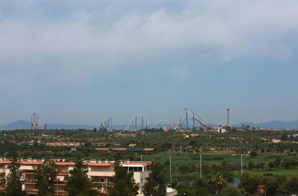 Rentalmar Pineda Suites