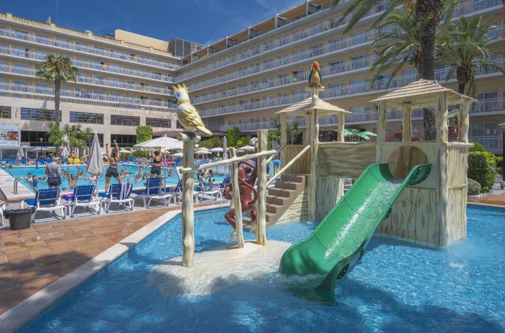 Halloween, détente et Costa Brava ! L'escapade parfaite dans un hôtel 4 étoiles avec spa inclus - GHT Oasis Park & Spa