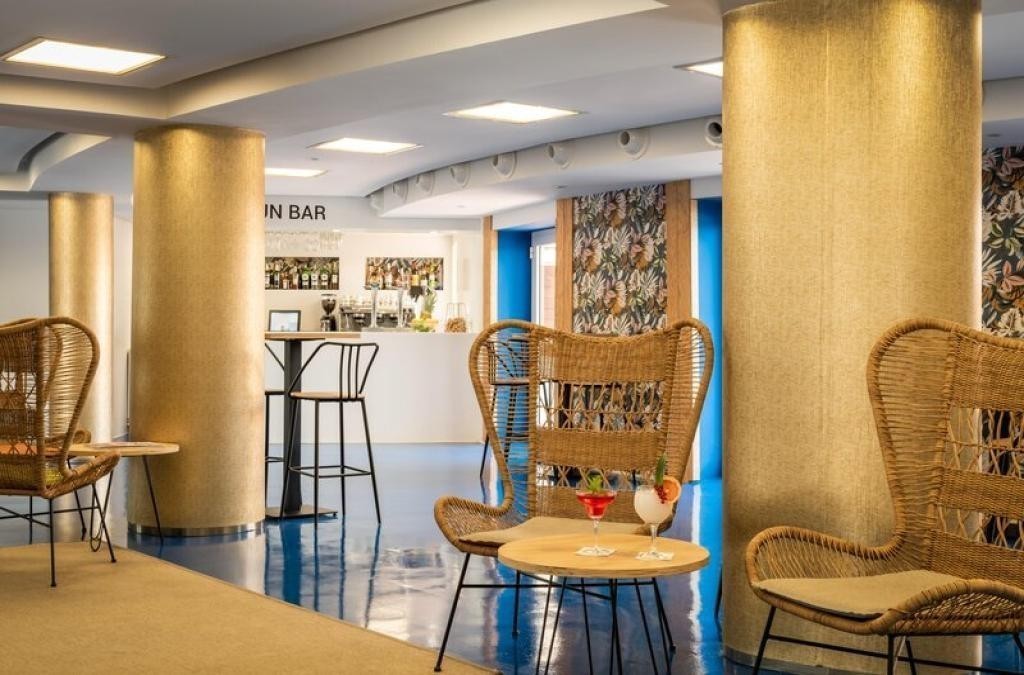 Beachfront Beauty: Experience the Magic of Lloret de Mar