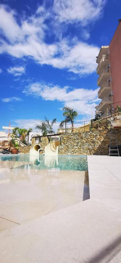 Lloret de Mar: 4-Sterne-Genuss - Hotel Alba Seleqtta