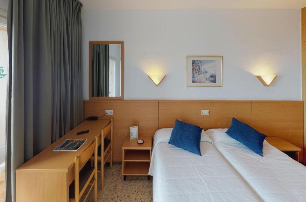 Herbst an der Costa Brava - Hotel Samba