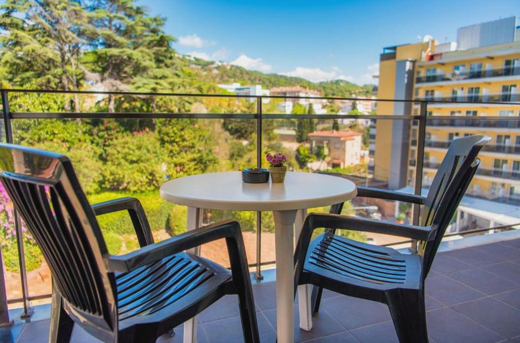 Hotel Acacias