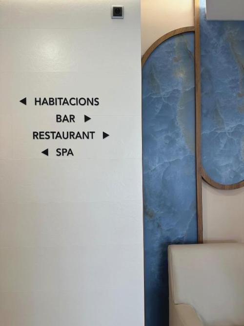 Hotel Acacias