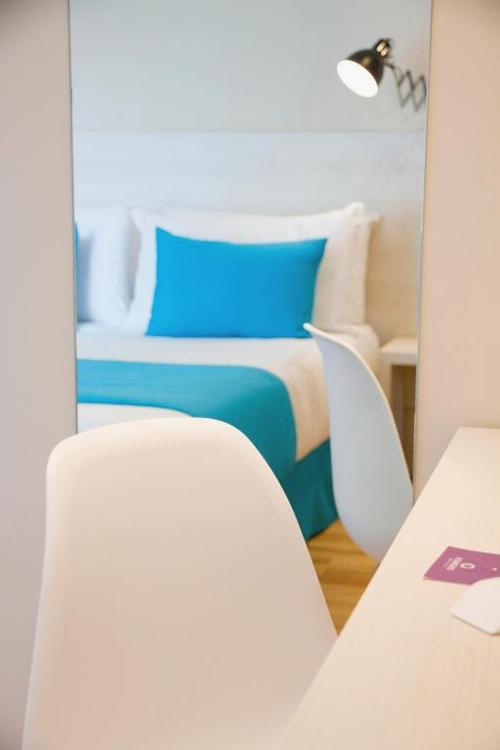 Costa de Barcelona: Sunshine, Beach Vibes and Mediterranean Charm
