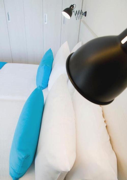 Costa de Barcelona: Sunshine, Beach Vibes and Mediterranean Charm - Hotel ALEGRIA Maripins