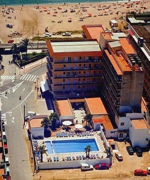 Entdeckt Malgrat de Mar an der Küste von Barcelona - Rosa Nàutica