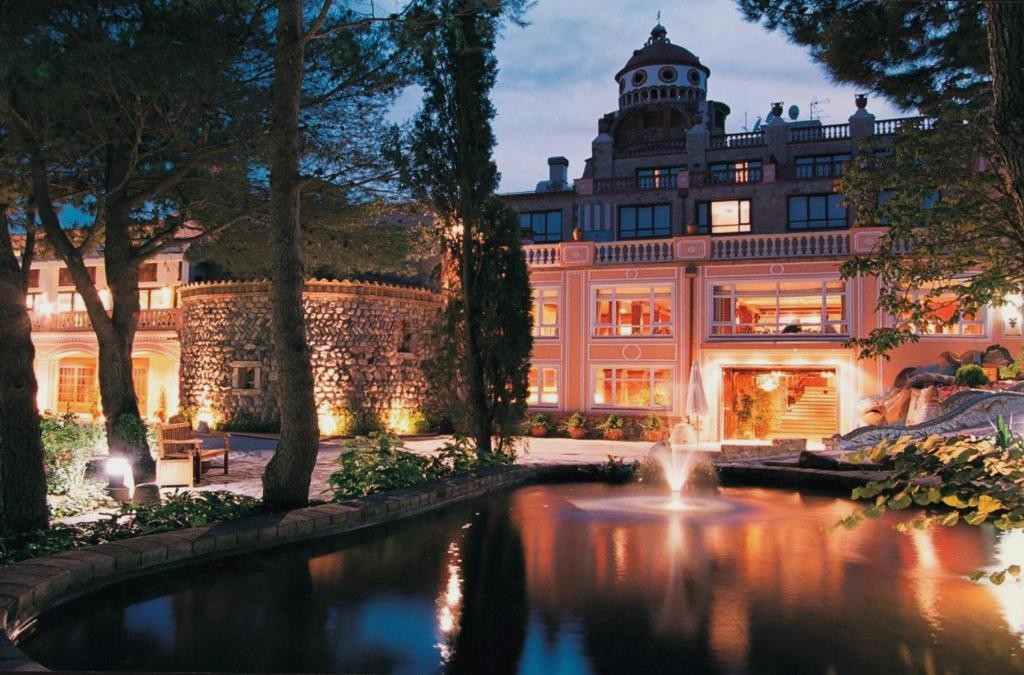 Wellness escape with superior room, spa circuit & cava