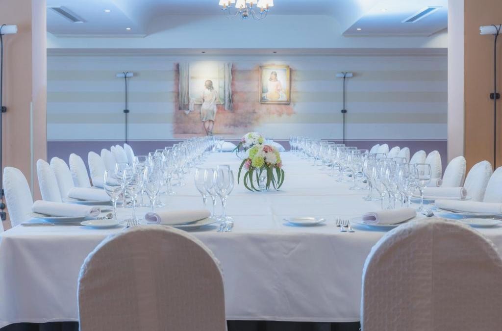 Wellness escape with superior room, spa circuit & cava - Hotel Termes Montbrió