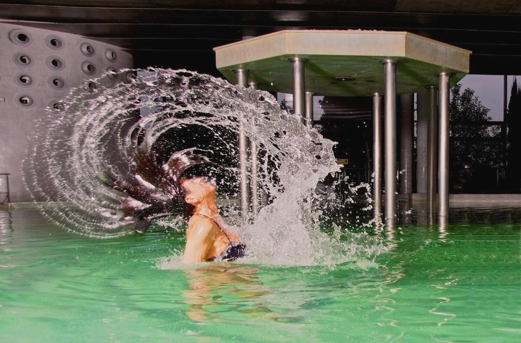 Wellness escape with superior room, spa circuit & cava - Hotel Termes Montbrió