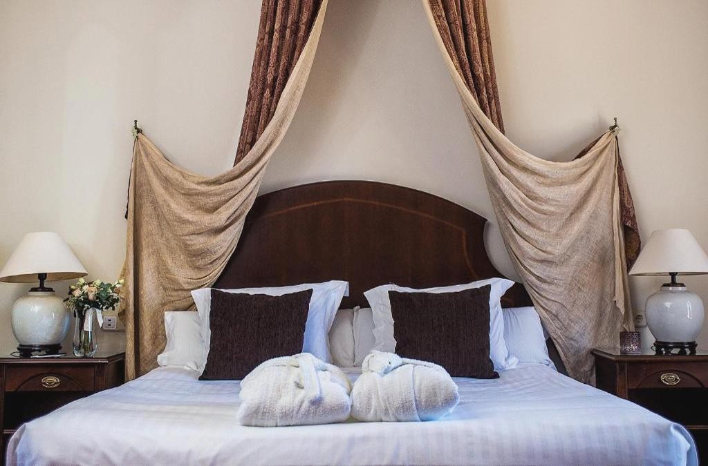 Wellness escape with superior room, spa circuit & cava - Hotel Termes Montbrió
