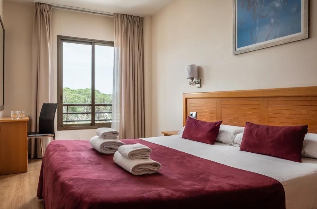 Estadia em Pals, Costa Brava num hotel 4* acolhedor - Aparthotel & Village Golf Beach