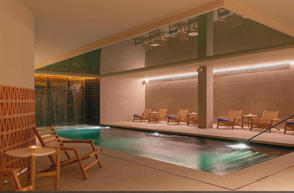 Disconnect in a 4* hotel on the coast of Barcelona - Aqua Hotel Promenade & Spa