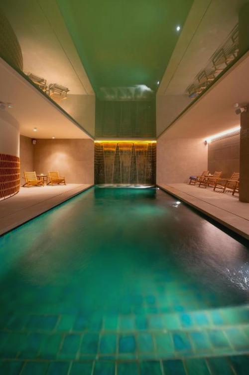 Disconnect in a 4* hotel on the coast of Barcelona - Aqua Hotel Promenade & Spa