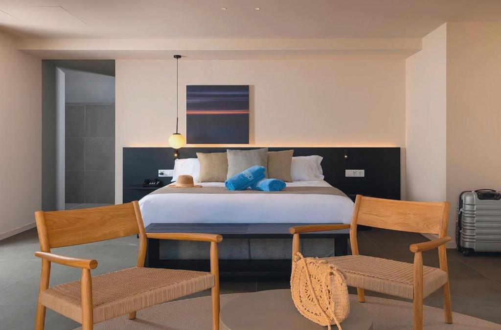 Disconnect in a 4* hotel on the coast of Barcelona - Aqua Hotel Promenade & Spa