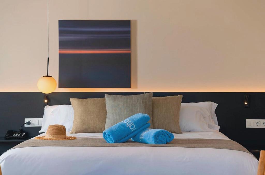 Disconnect in a 4* hotel on the coast of Barcelona - Aqua Hotel Promenade & Spa