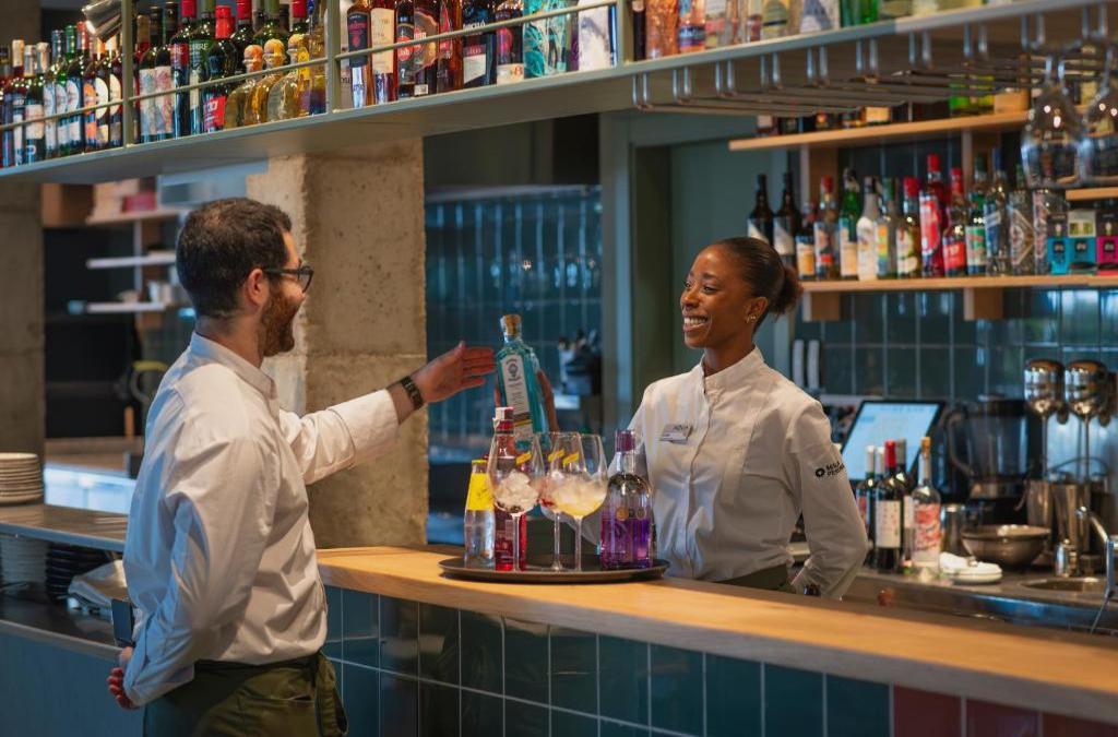 Disconnect in a 4* hotel on the coast of Barcelona - Aqua Hotel Promenade & Spa