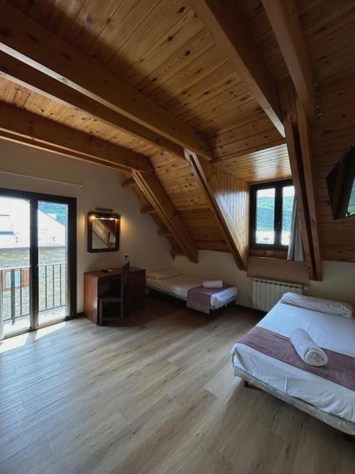 Hotel Romànic