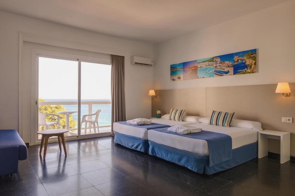 htopBliss Caleta Palace