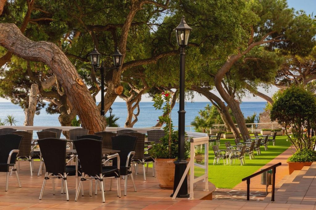 htopBliss Caleta Palace