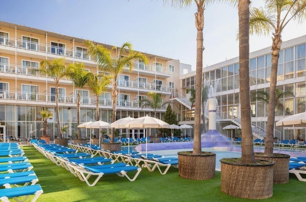 Platja d'Aro: Your Perfect Coastal Getaway
